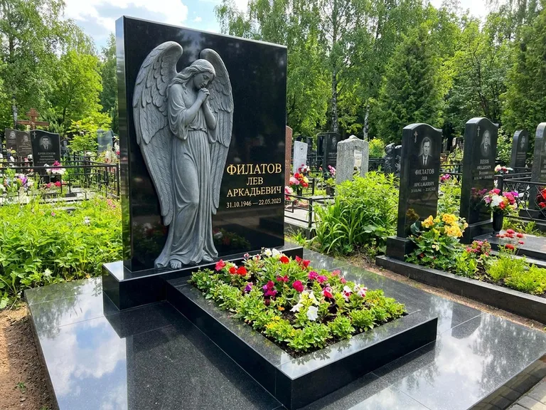 Памятник с барельефом — выполненная работа 31 в Самаре