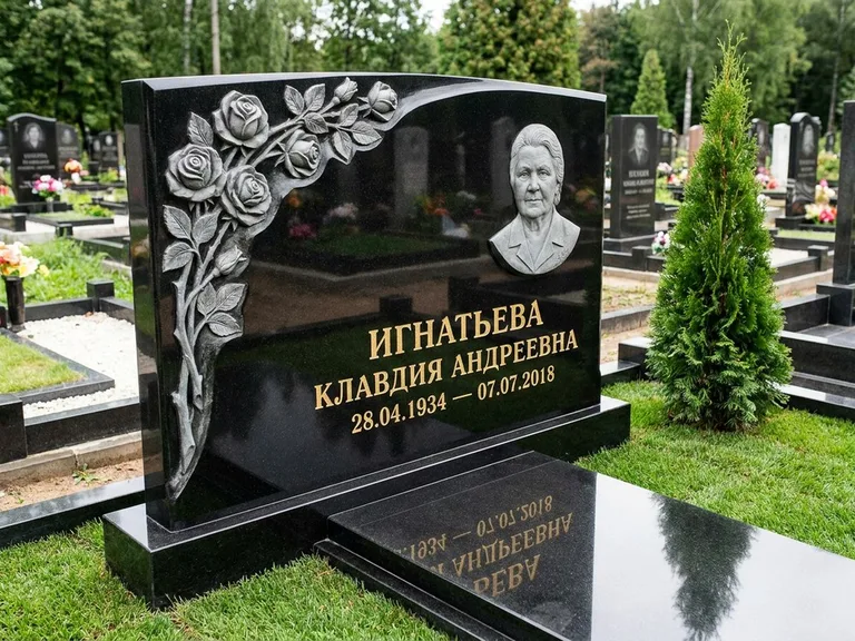 Памятник с барельефом — выполненная работа 45 в Самаре