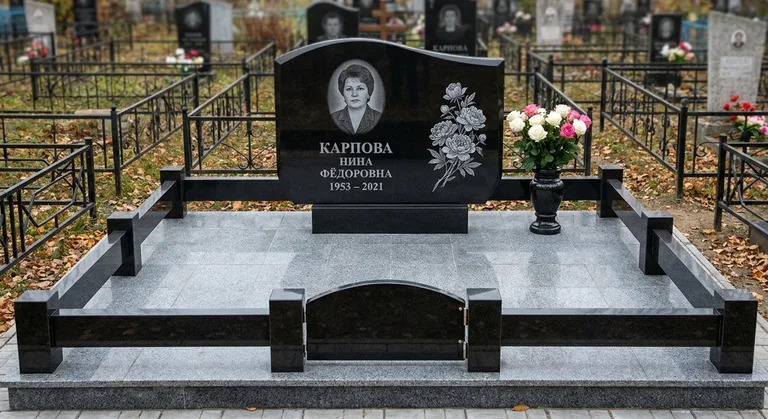 Памятник с гравировкой пионов — выполненная работа «Карпова» в Самаре