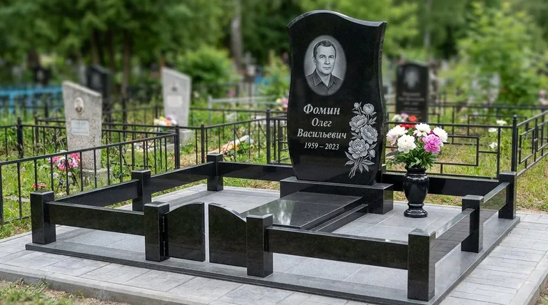 Памятник с гравировкой пионов — выполненная работа «Фомин» в Самаре