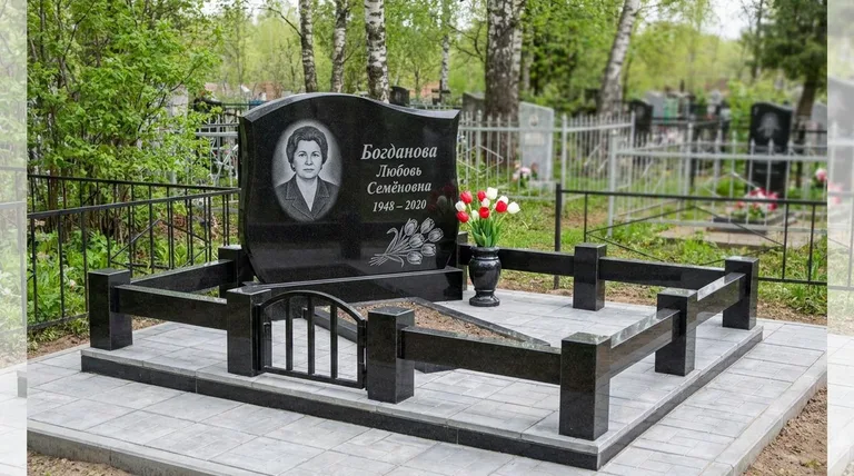 Памятник с гравировкой тюльпанов — выполненная работа «Богданова» в Самаре