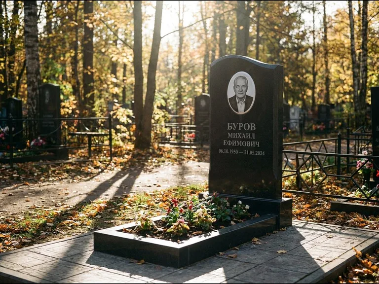 Овальный керамический портрет — установленная работа в Самаре