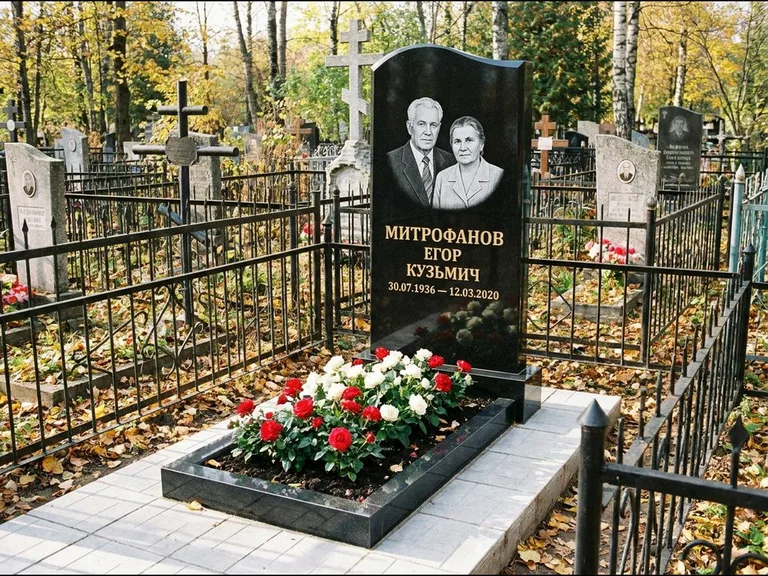 Гравировка портрета на чёрном граните — выполненная работа 17 в Самаре