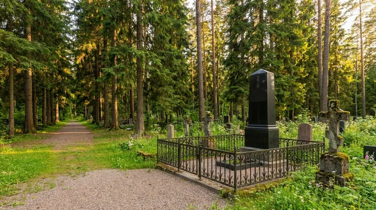 Установка и реставрация гранитного памятника на сельском Николаевском кладбище под Самарой
