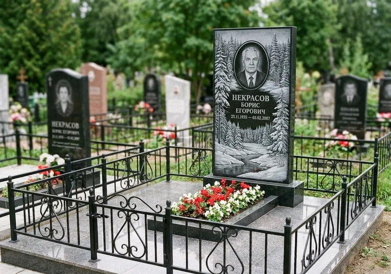 Памятник с гравировкой зимнего пейзажа