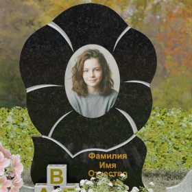 Гранитный вертикальный памятник - П233